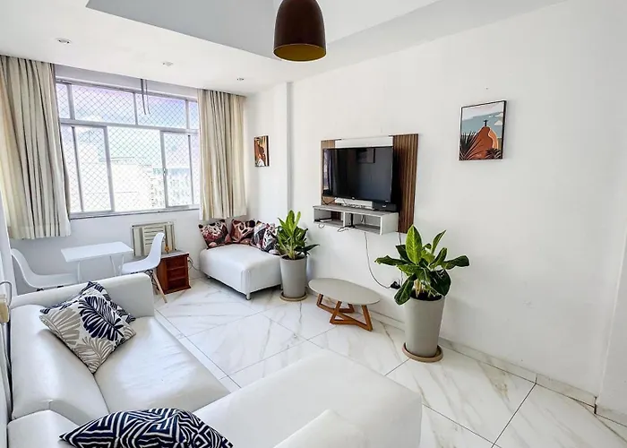 Apartment In Arpoador - 3 Min To The Beach